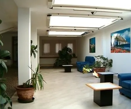 Centro Di Il Belvedere 3*